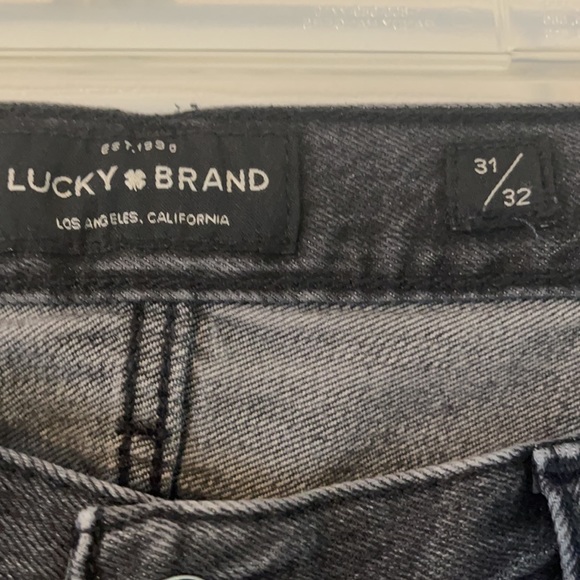 Lucky Brand Men’s Black denim jeans - Picture 2 of 2